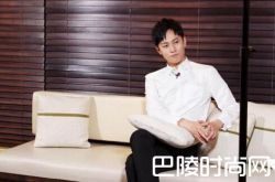 秦俊杰怒怼经纪人 恋爱没有什么可避讳的