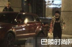 周杰伦近照曝光 身材臃肿与胖助理越来越像了