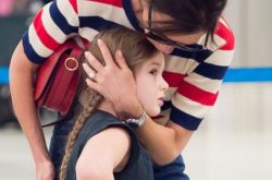 小七为贝克汉姆洗发 有个女儿就是好