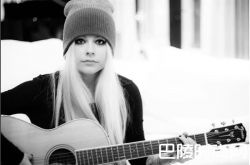 艾薇儿2年后再复出 歌迷期待新专辑