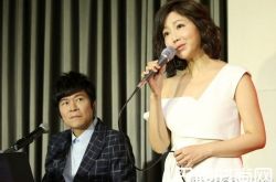 洪荣宏爆追爱妻10大守则 老婆张净云乐开了花