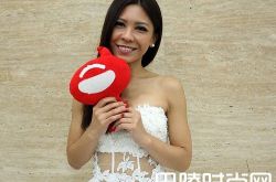 艾怡良重量级新经纪人曝光 艾怡良身高年龄资料图片