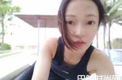 张韶涵晒邪恶视角素颜自拍