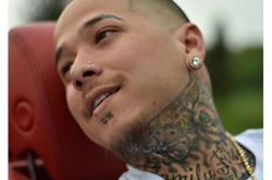 嘻哈歌手Jin Gates遭赶下飞机 只因空姐不喜欢刺青的亚裔