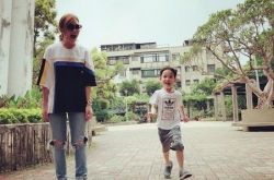 梁静茹儿子超萌近照曝光 名字叫Anderson（赵亦晨）