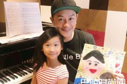 学霸星二代陈浩民女儿连跳2级 7岁上小学三年级