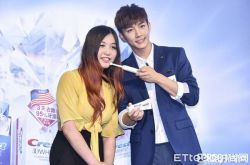 炎亚纶被华研高层约谈 惊爆过程不是很顺利