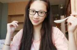 林采缇生日首晒儿子正面照 不提老公出轨事件