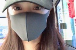 蒋欣坐公交竟然没人认出？绿色出行引热议