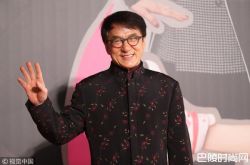 成龙拍片出意外 突遇山洪暴发卡车被吞