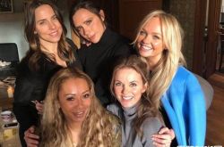 维多利亚爆闹翻媚儿碧 辣妹合唱团隔18年合体巡演破局