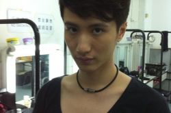 渣男星周永恒打爆前妻下巴求原谅  不负担女儿生活费揭谎言