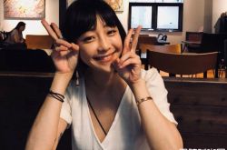 谢欣颖摔下楼梯撞破头 男友D先生悉心照顾