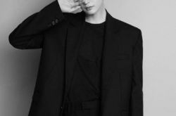 李钟硕入伍前被爆最后作品 痴恋40岁单亲妈