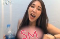 网红模仿韩国三大经纪公司艺人 YG没睡饱JYP比较老套