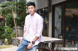 何润东首次担任导演就入围金钟 《翻墙的记忆》你我的记忆