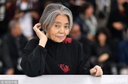 树木希林家中离世 家暴分居43年也不离弃