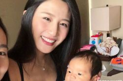 林芊妤儿子正面照曝光 长得超像老公