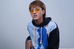 吴亦凡罕见首谈生父 回忆EXO的经历