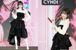 王心凌举办新专辑预购发布会 打哈欠揭开序幕