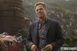 马克鲁法洛包包不见了 爆雷王浩克请网友帮忙找包