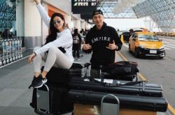 蔡诗芸素颜吃烛光晚餐 老公王阳明看傻眼