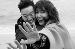 杨谨华结婚晒婚戒 傍老公甜笑我是陈太太