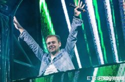 Tomorrowland首波DJ名单 曼神老烟枪还有饶舌天王