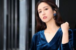 周晓涵苦熬10年从网红到女主角