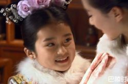 柴蔚长大了 隔8年蜕变成少女