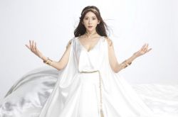 88圣斗士全拜裙下 林志玲爆乳白袍神复制雅典娜女神