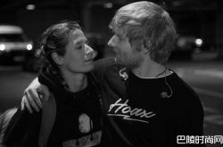 红发艾德秘婚为老婆预留专属刺青 圣诞节娶回高中同学