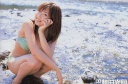 日本不老女神牧濑里穗坚守爱情 助低谷老公重回事业巅峰