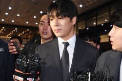 FNC控崔钟训说谎 毁约失去信任