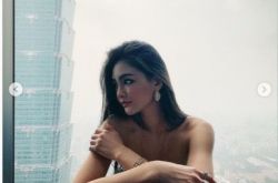 名媛圈大S夏黄廉盈晒性感照