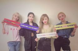 MAMAMOO颂乐改编BTS《FIRE》 跳完撕裂白背心露结实腹肌