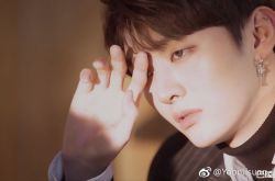 尹智圣宣布19天后入伍 心疼粉丝道歉久等2年