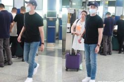 霍建华机场被偷拍 转头瞪镜头