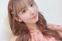 三上悠亚胸前夹住梳子狂晃 三上悠亚2019新片有吗