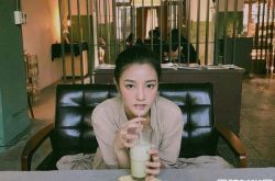 王净与前经纪人分道扬镳 签给李烈