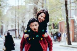 45岁蔡少芬怀三胎 老公张晋PO影片报喜