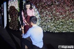 范冰冰爸爸首发声 看微博才知女儿断开4年李晨