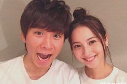 佐佐木希要离婚吗？删老公照片儿子才10个月