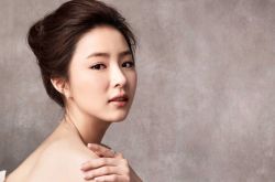 申世景在韩国火吗？从她近两年的资源看出端倪