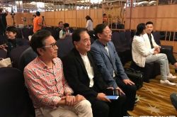 秦沛75岁爆中风 本人亲现身回应了