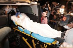 任达华老婆急奔医院 华哥正在做手术二度开刀