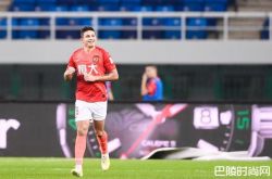 艾克森加入中国国籍 深情表白中国表示自己会继续努力