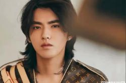 吴亦凡的厂牌叫什么？各路大神纷纷献上名字想法