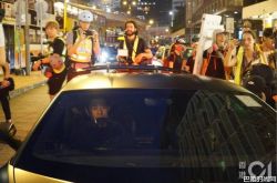 郭富城开超跑为女儿买尿片 惨被困铜锣湾