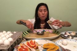 大胃王选手李蕙去世 10分钟吃42热狗